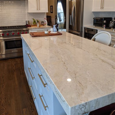 Meja Kuarsit Dolce Vita